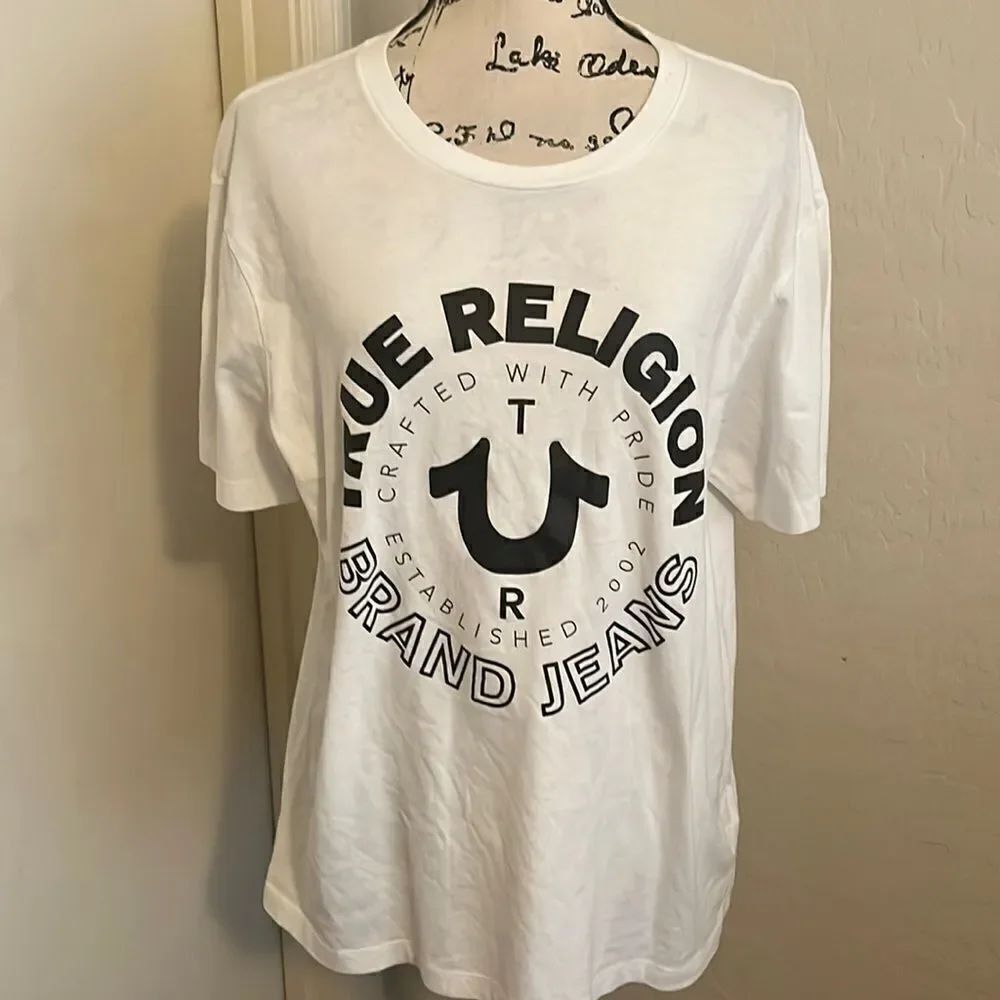 True Religion White Horseshoe Graphic Pullover Casual T- Shirt
